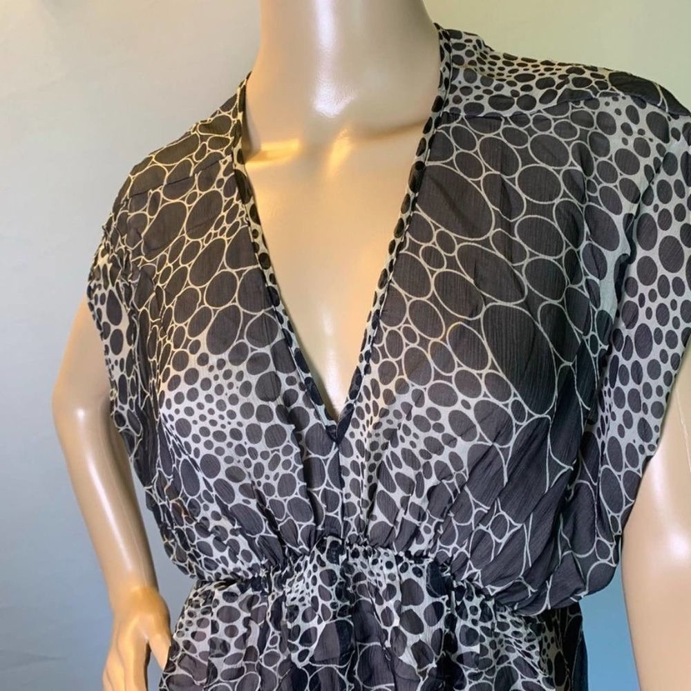 r 89 Black Beige Circle print Silk blouse S - Picture 11 of 12